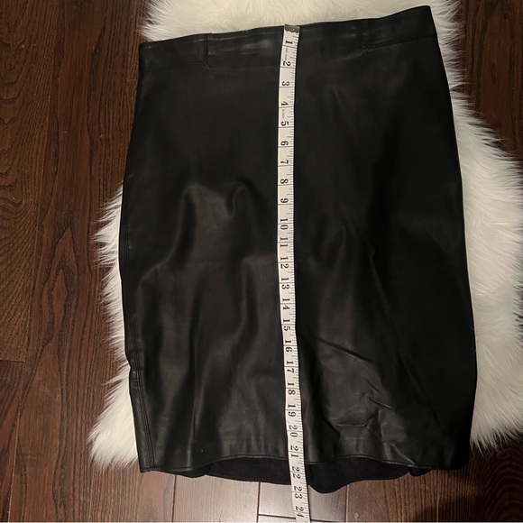 Zara faux leather skirt - Picture 6 of 6